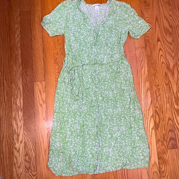 H&M Maternity Green Ditsy Floral Button Front Lightweight Dress Medium - Picture 2 of 6